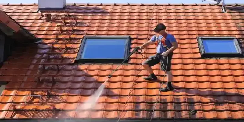 démoussage et nettoyage haute pression de toiture à St Georges D Hurtieres